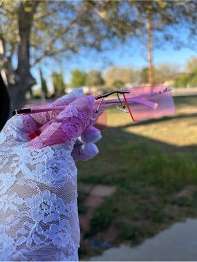 Rimless Pink Gradient Sunglasses